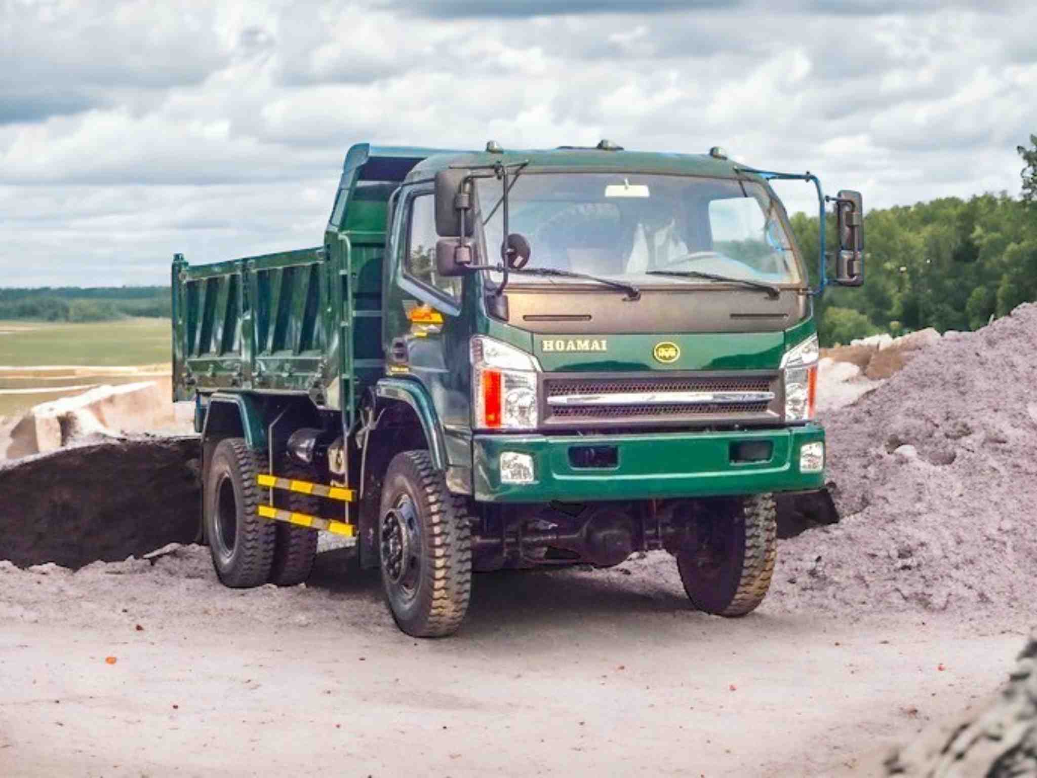 Xe Ben Hoa Mai 7T35 2 Cầu